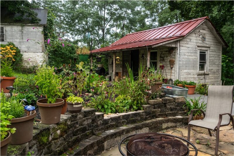 404 Spotted Tail Rd — photo 2