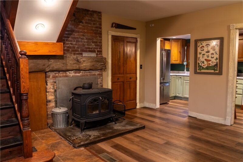 404 Spotted Tail Rd — photo 4