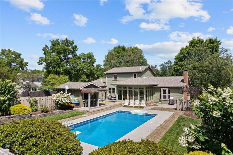 4729 Edinburg Rd — photo 2
