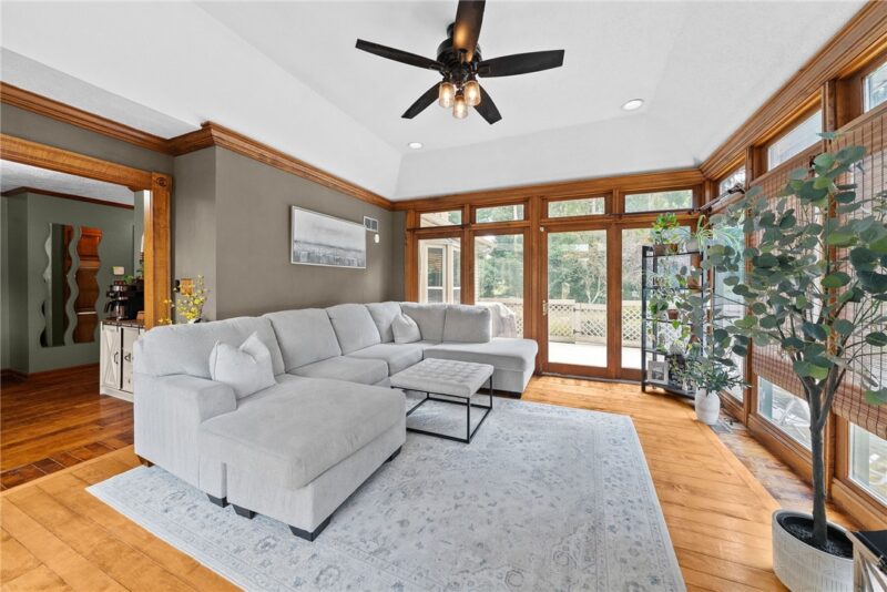 4729 Edinburg Rd — photo 5