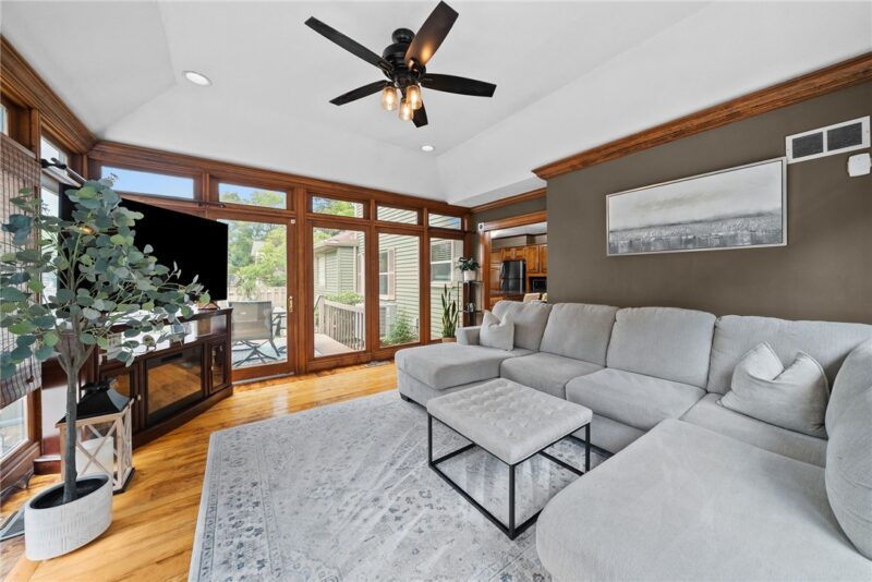 4729 Edinburg Rd — photo 6
