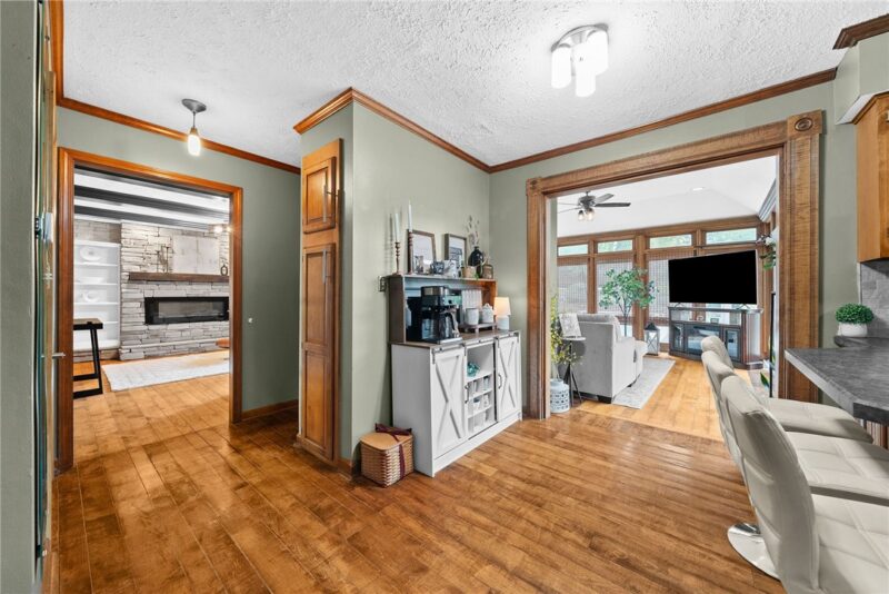 4729 Edinburg Rd — photo 7