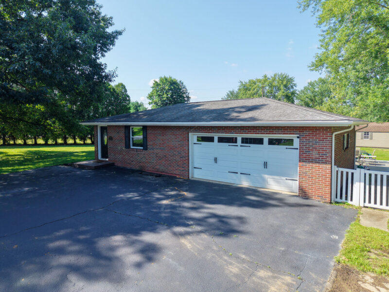 204 Gregg — photo 3