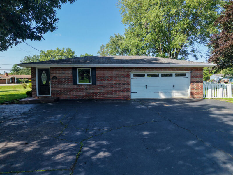 204 Gregg — photo 4