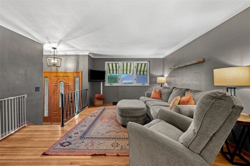 1011 Maryland Ave — photo 5