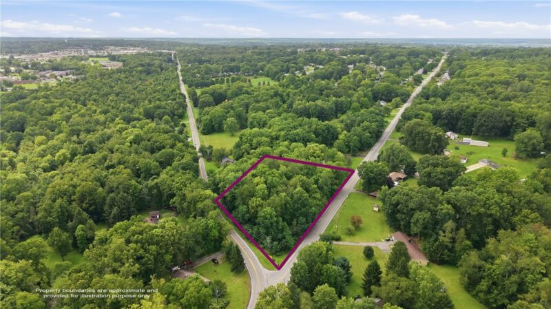 5,6,7 & 8 Clarksville Rd — photo 3