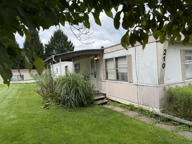210 Jill Dr 60 — photo 1