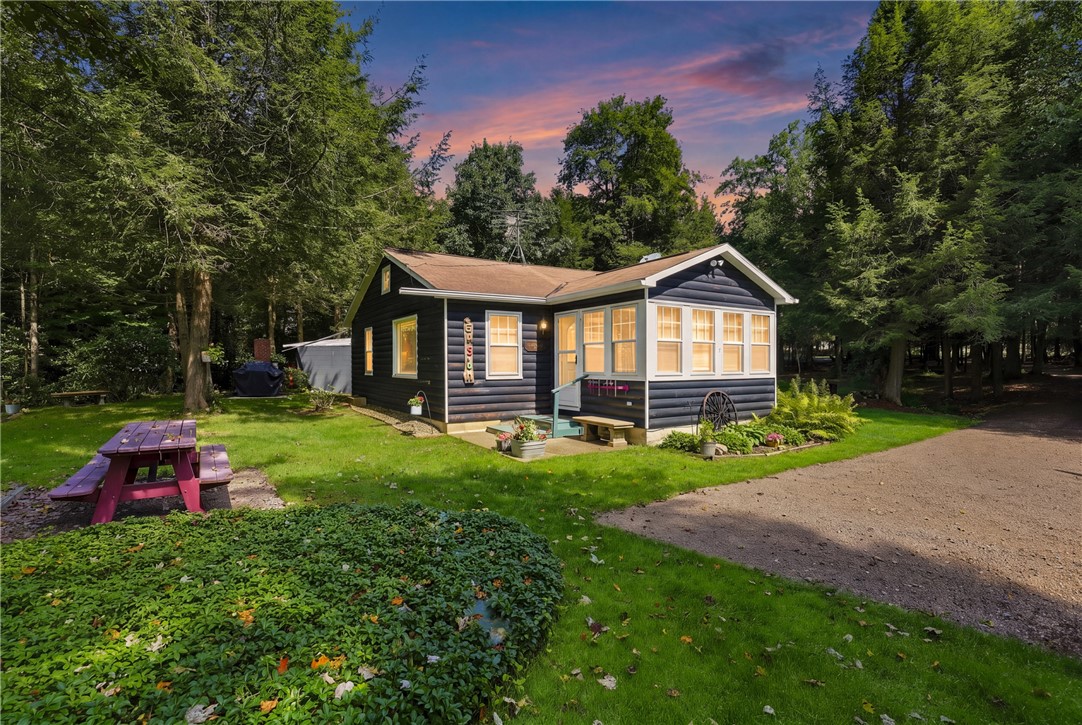 131 Rainbows End Lane — photo 1