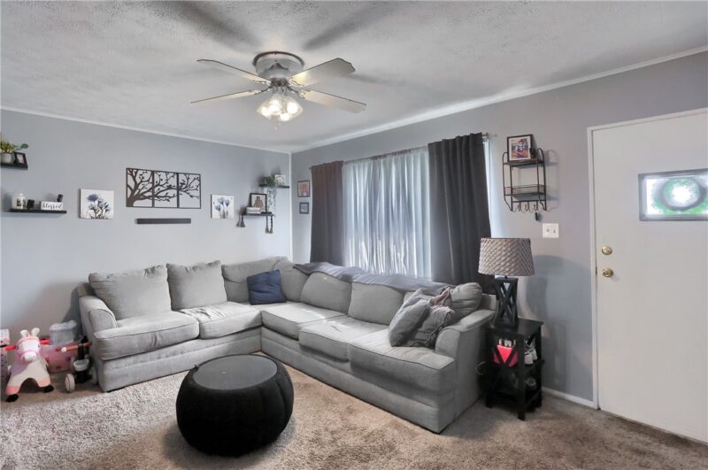 8 Lower Idlewild Dr — photo 4