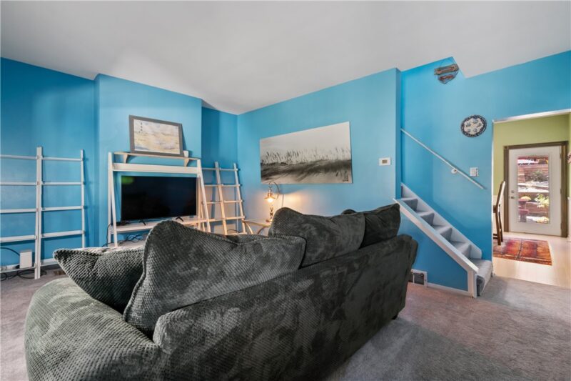 4236 Haldane St — photo 3