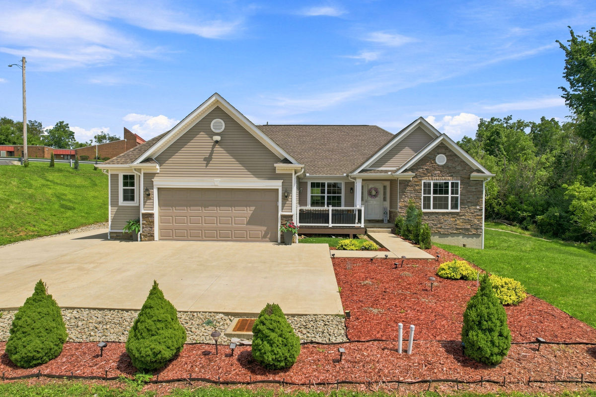 190 Center New Texas Road — photo 1