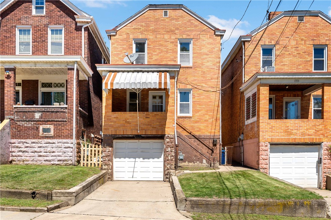 2921 Daniels St — photo 1