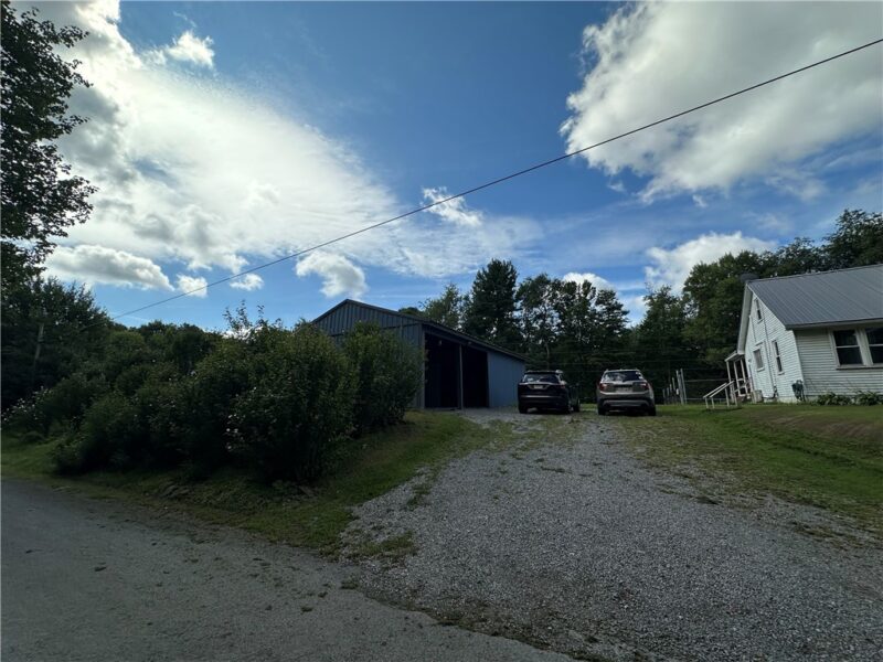 120 Maple Rd — photo 4