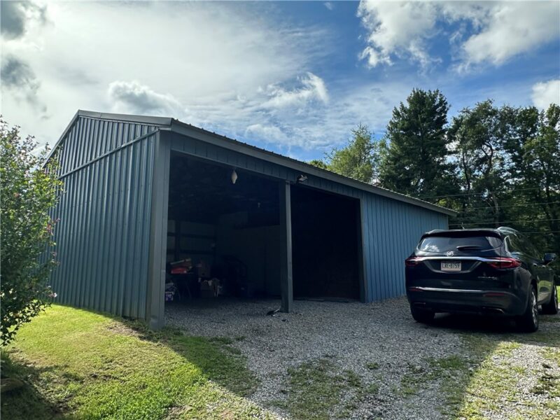 120 Maple Rd — photo 5