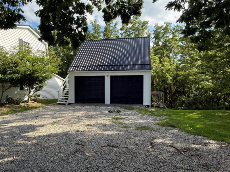 190 Pikes Peak Road — photo 2