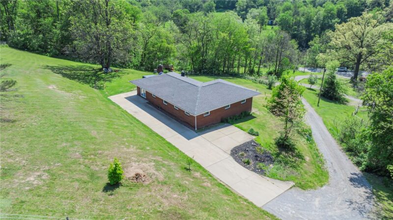 383 Ridgemont Dr — photo 5