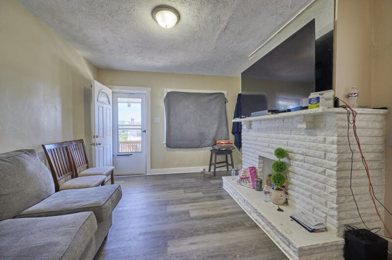 1245 Woodbourne AVENUE — photo 6