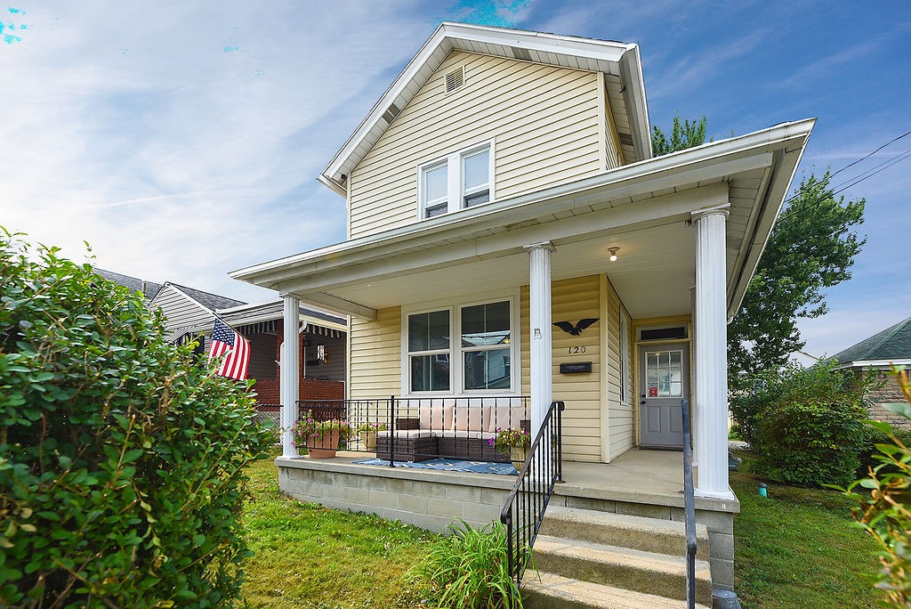 120 E Coffee St — photo 1