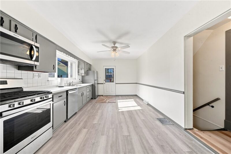 403 Steck St — photo 4