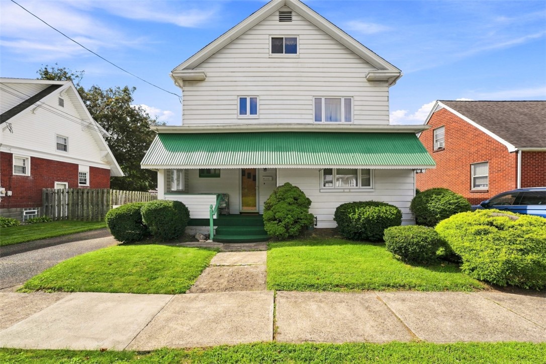 1410 Maple St — photo 1