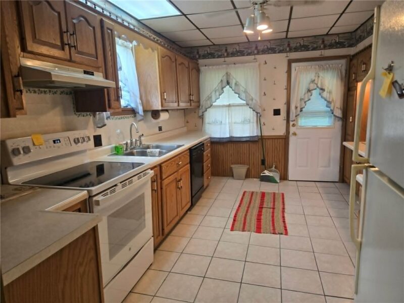302 S Washington St — photo 7
