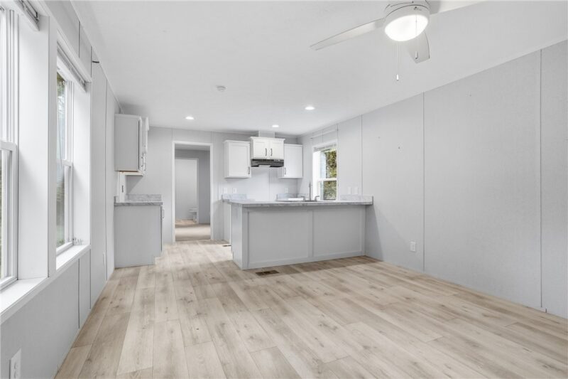 205 Forest Drive — photo 5