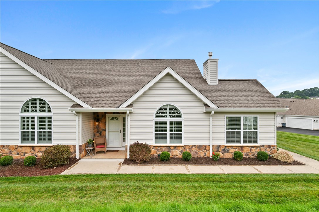 340 Saddlebrook Rd — photo 1