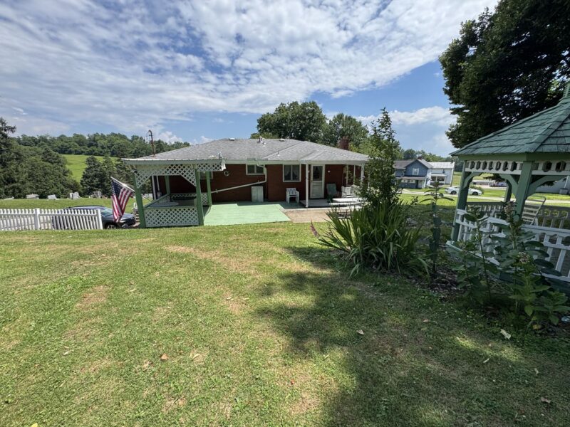 213 Church LANE — photo 4