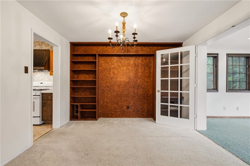 4325 McKee Drive — photo 6