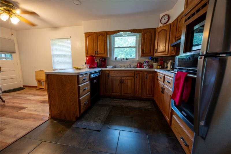 1017 Shenango Rd — photo 3