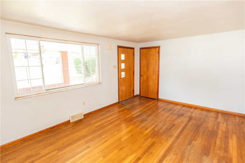 107 Mulkerrin Dr — photo 7