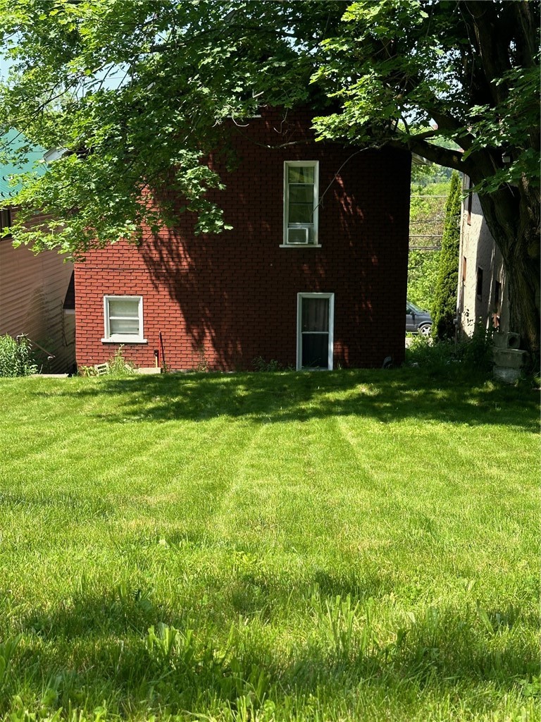 310 Zeigler Ave — photo 5