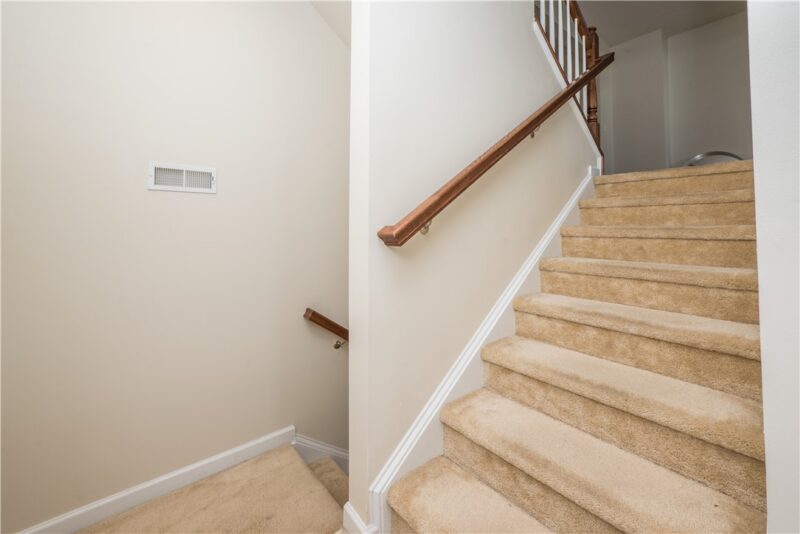 10 Roosevelt Dr — photo 8