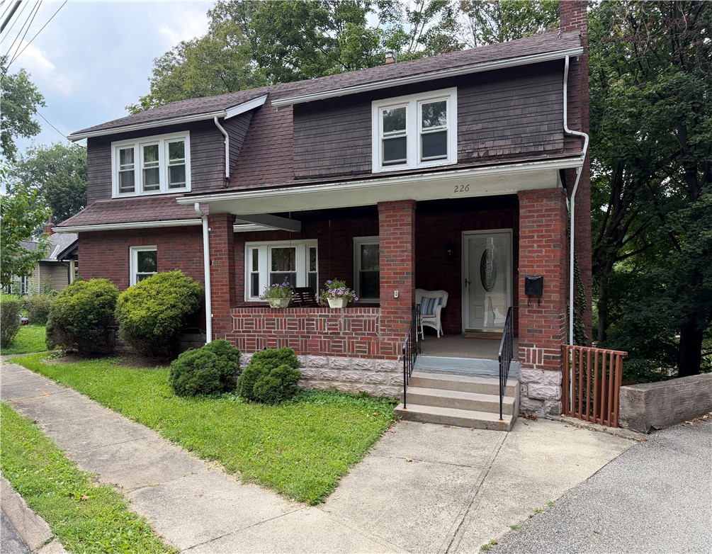 226 Garland St — photo 1