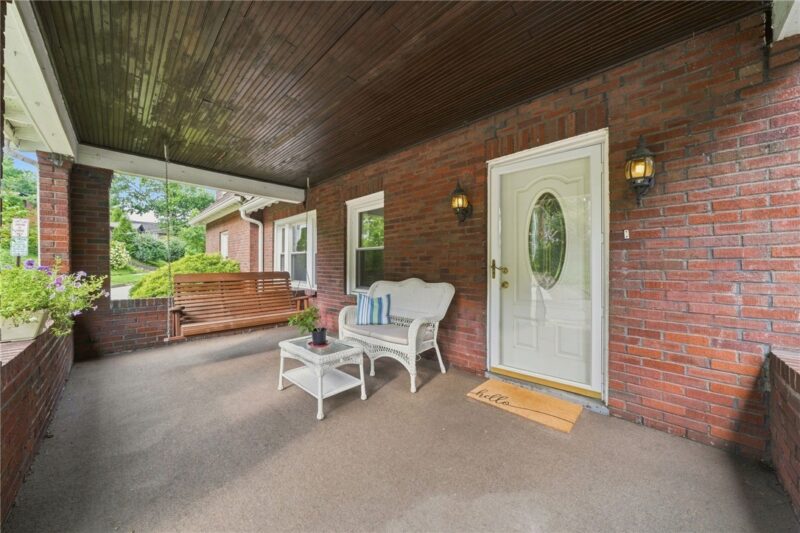 226 Garland St — photo 2