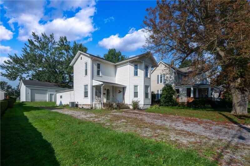 312 College Ave — photo 2
