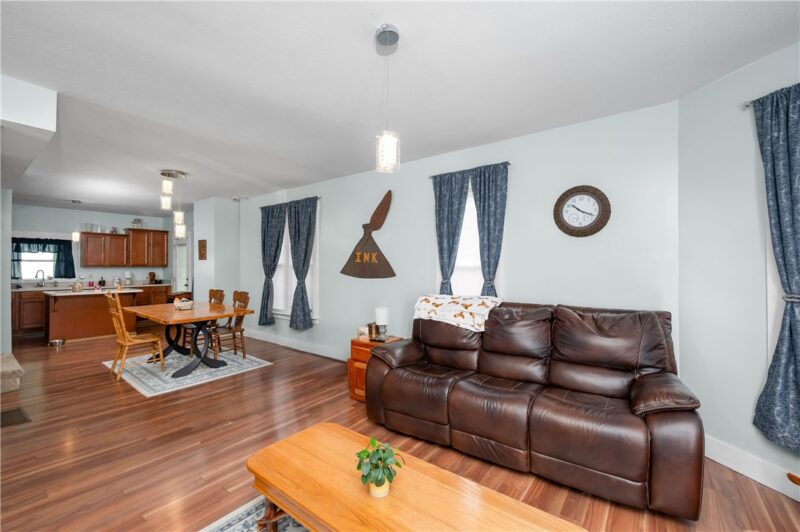 312 College Ave — photo 8