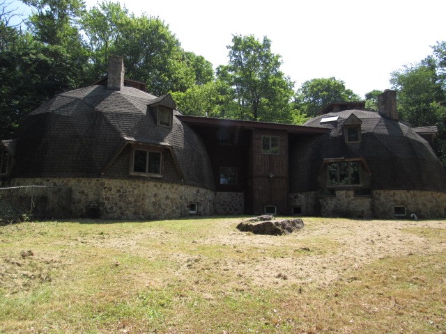 288 Shady Oak Drive — photo 1