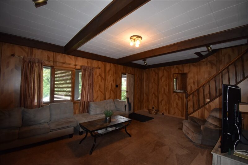 128 Hartrey St — photo 5