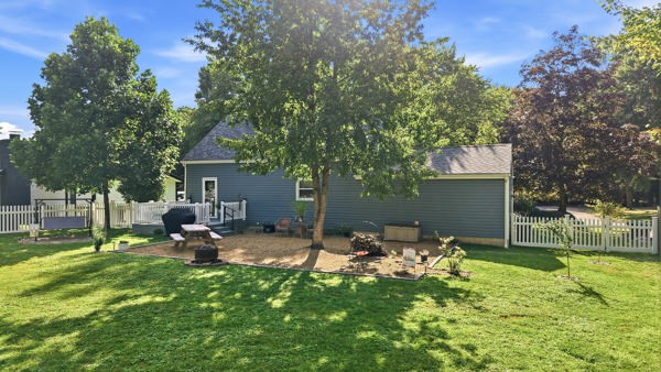 1356 Coronado Dr — photo 4
