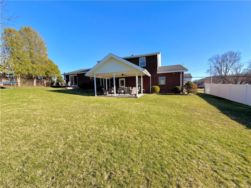 340 Dixon Blvd — photo 4