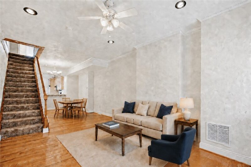 2336 Fox Way — photo 3
