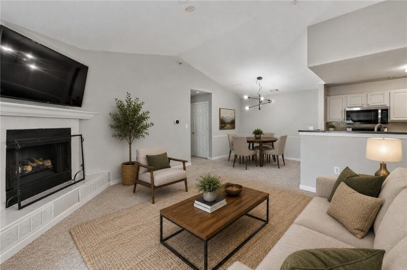 4205 Lenox Oval — photo 5