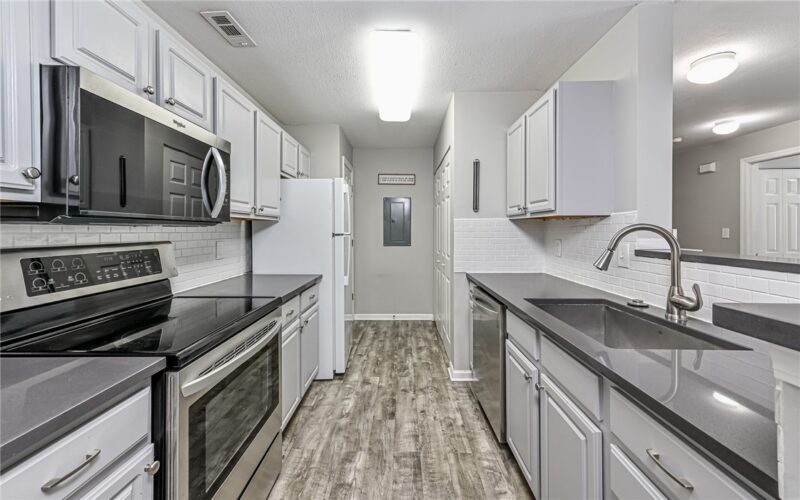 4205 Lenox Oval — photo 7