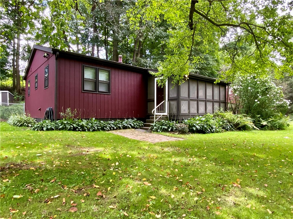 124 Poplar Lane — photo 1