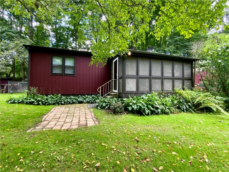 124 Poplar Lane — photo 2