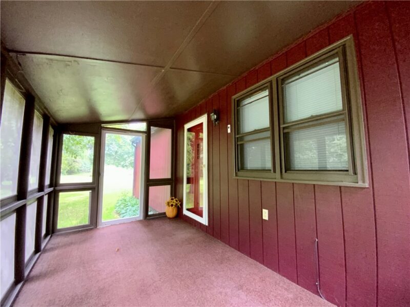 124 Poplar Lane — photo 4