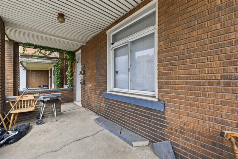500 Broadway Ave — photo 3
