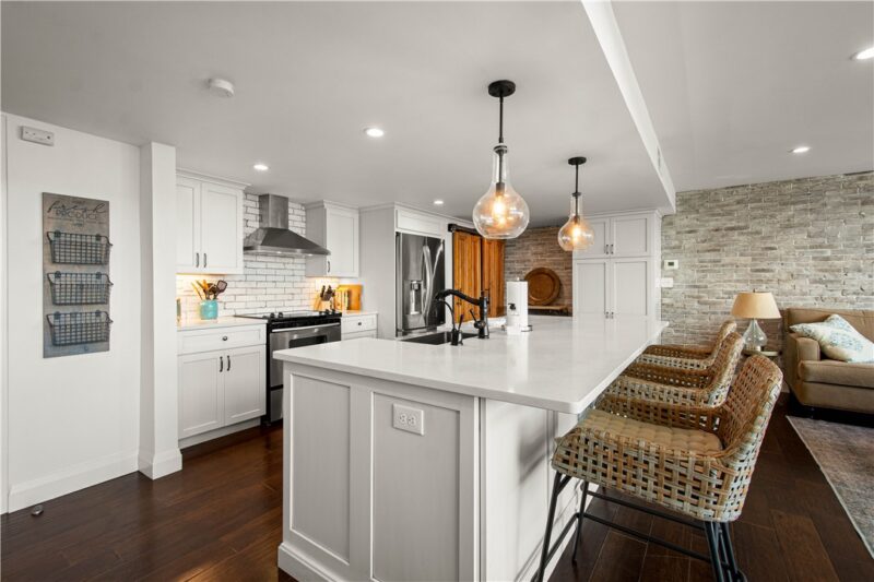 111 Grandview Ave 702 — photo 3