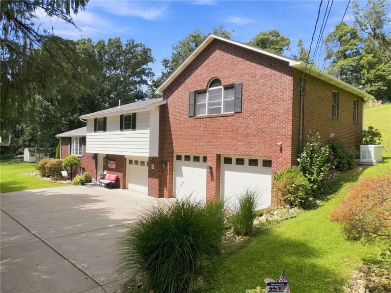 859 Meadowbrook Rd